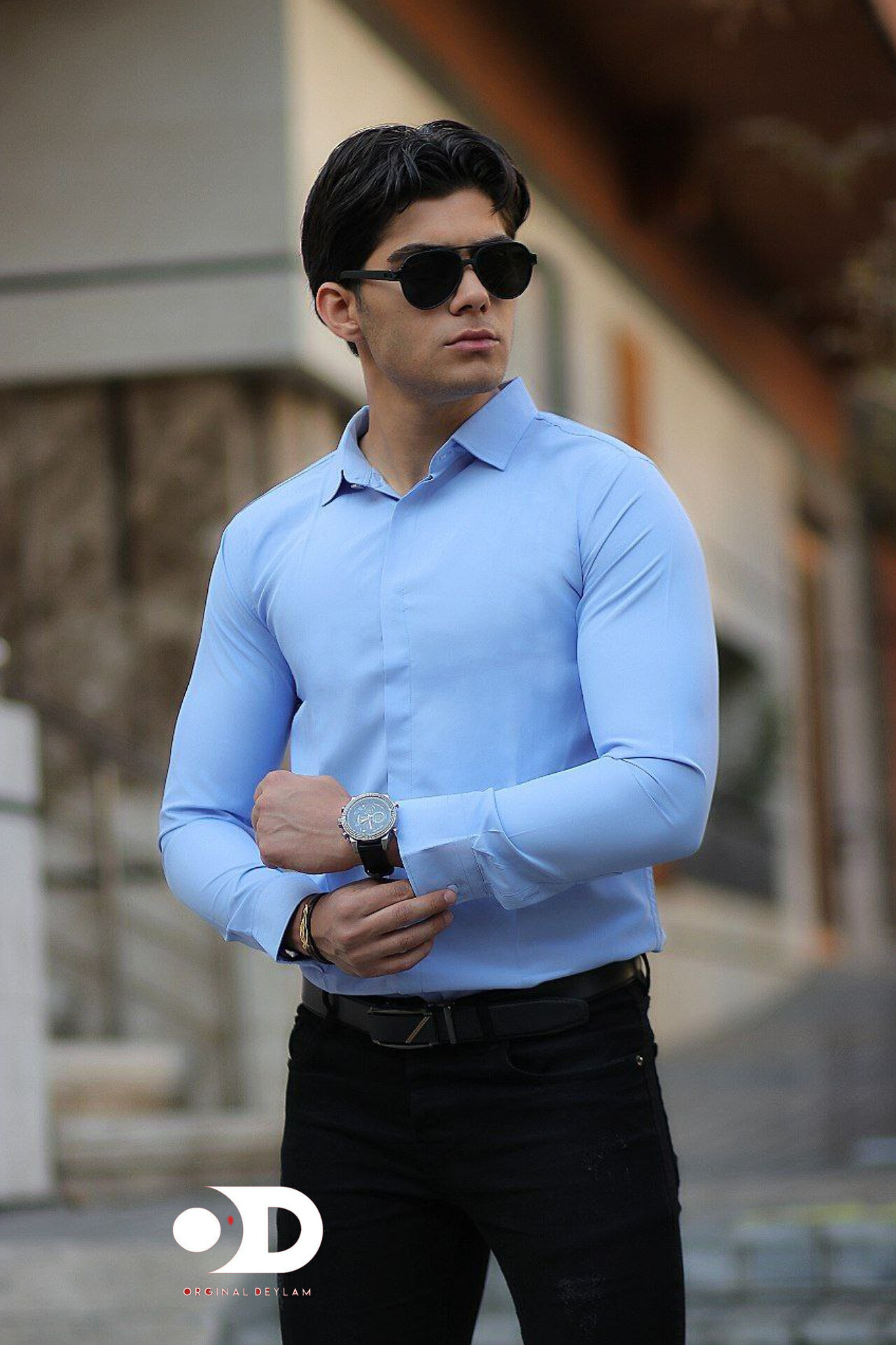 پیراهن آبی مردانه