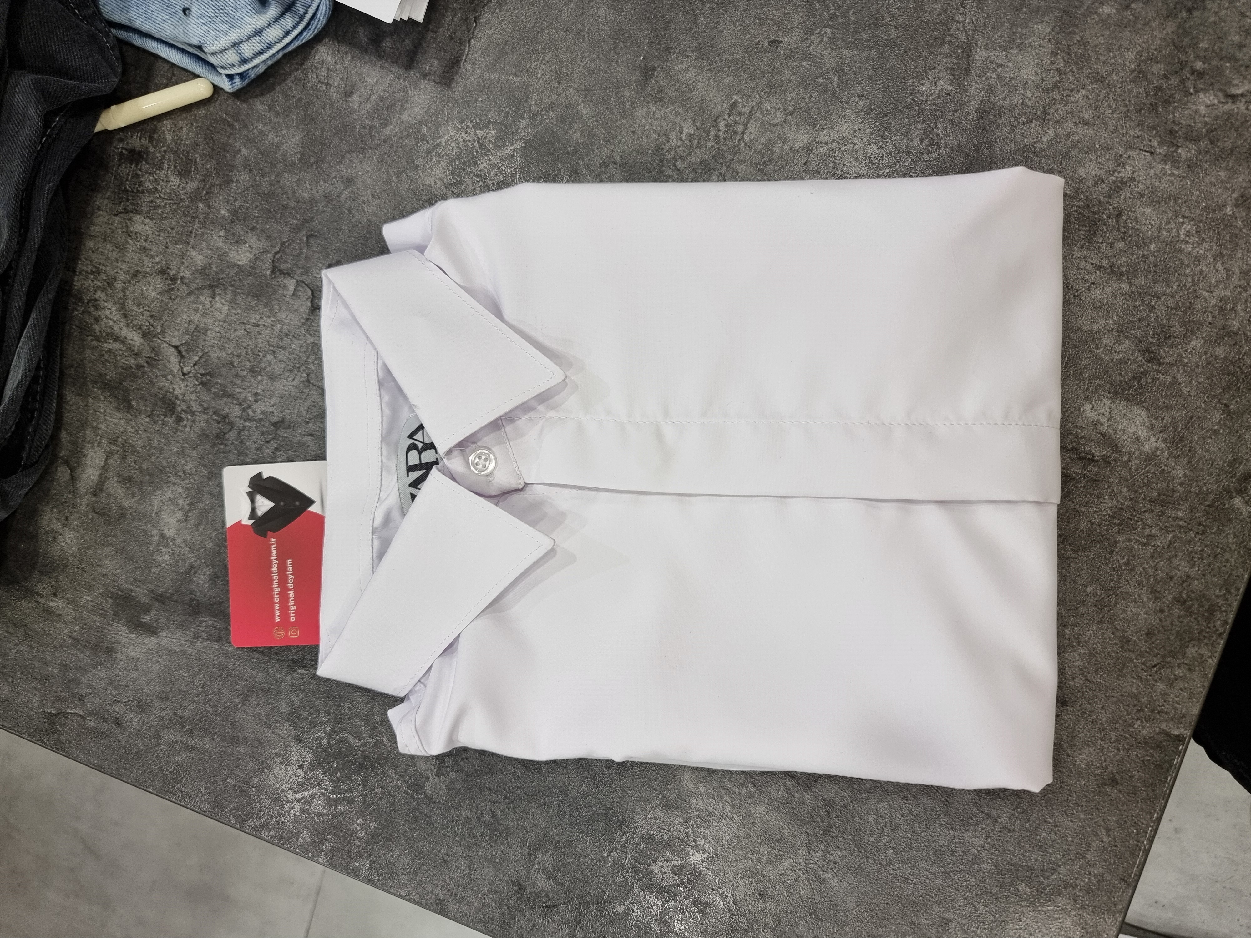 پیراهن سفید مردانه دکمه مخفی -تولید مجموعه اورجینال دیلم