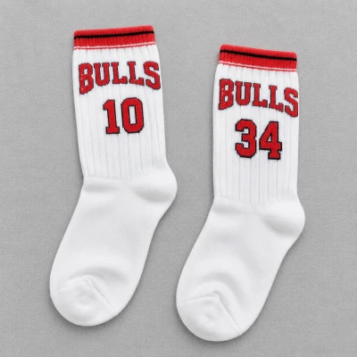 جوراب ساق بلند نانو سفید با نقوش راه راه قرمز و طرح BULLS