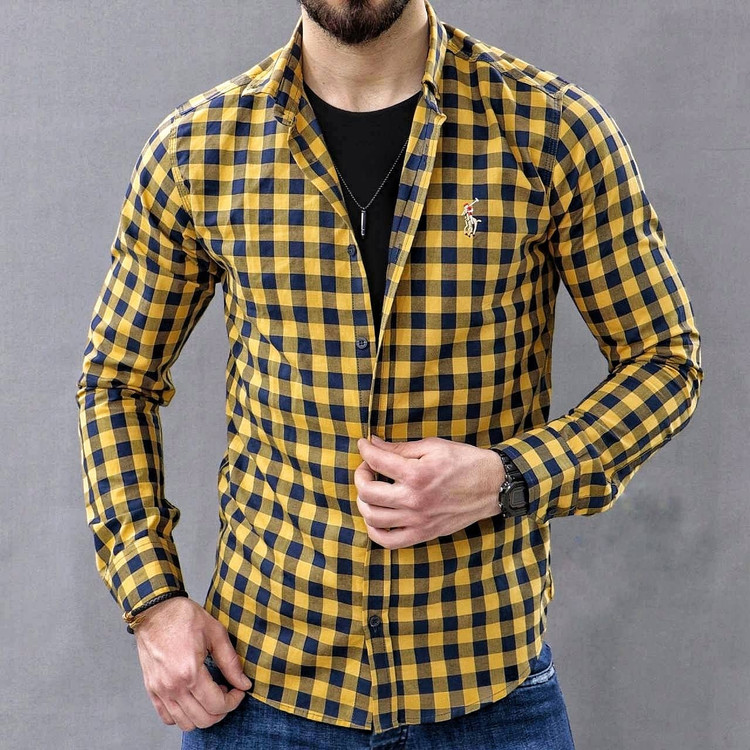 پیراهن شطرنجی