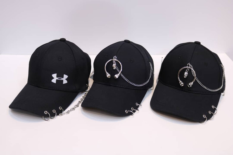 کلاه کپ پیریسینگ دار