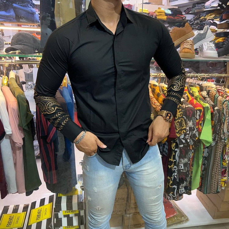 پیراهن خاص مردانه طلاکوبی شده