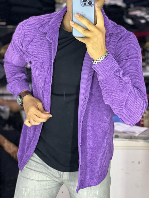 پیراهن مخمل کبریتی مردانه دو جیب آستین بلند رنگ بنفش یاسی