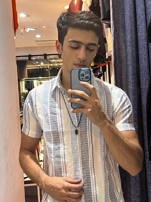 پیراهن آستینکوتاه کنفی با کیفیت بینهایت عالی و شیک