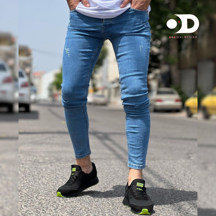 جین آبی روشن اسکینی