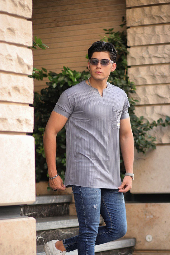 تیشرت یقه کوبایی طوسی پارچه کراش