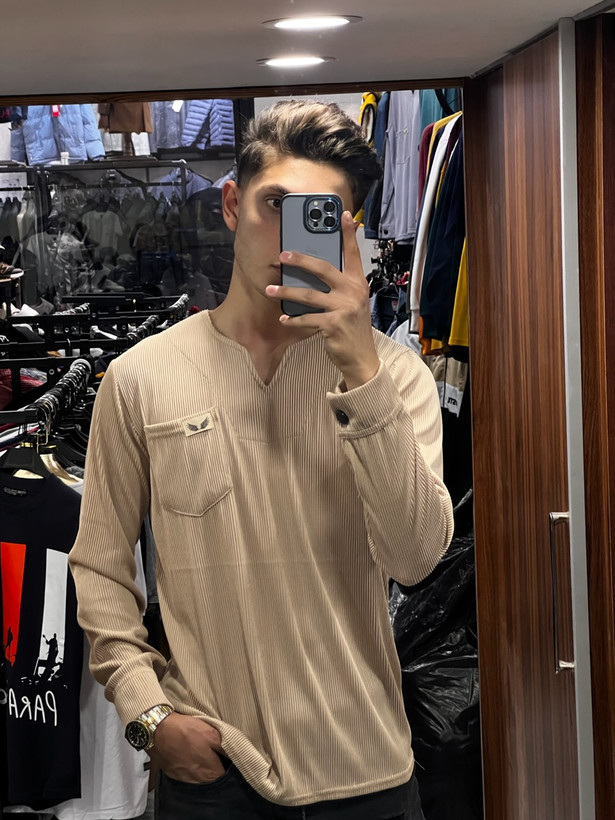 بلوز یقه کوبایی پاییزه پارچه کراش کبریتی اعلا رنگ کرم