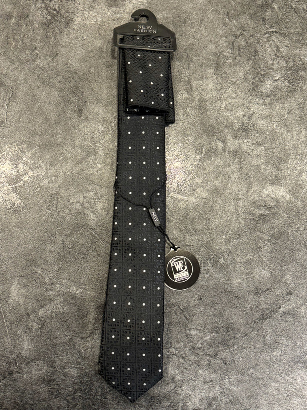 ست کراوات و پوشت مشکی طرح خالدار اورجینال دیلم | کد 177