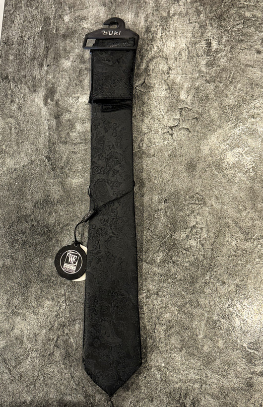 ست کراوات و پوشت مشکی طرح Paisley بوته جقه کلاسیک مشکی اورجینال دیلم | کد ۱۹۰