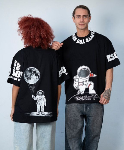 تیشرت باکسی مردانه طرح سه بعدی فضانورد و ماه | پارچه پنبه لاکرا دو طرف چاپ خاص