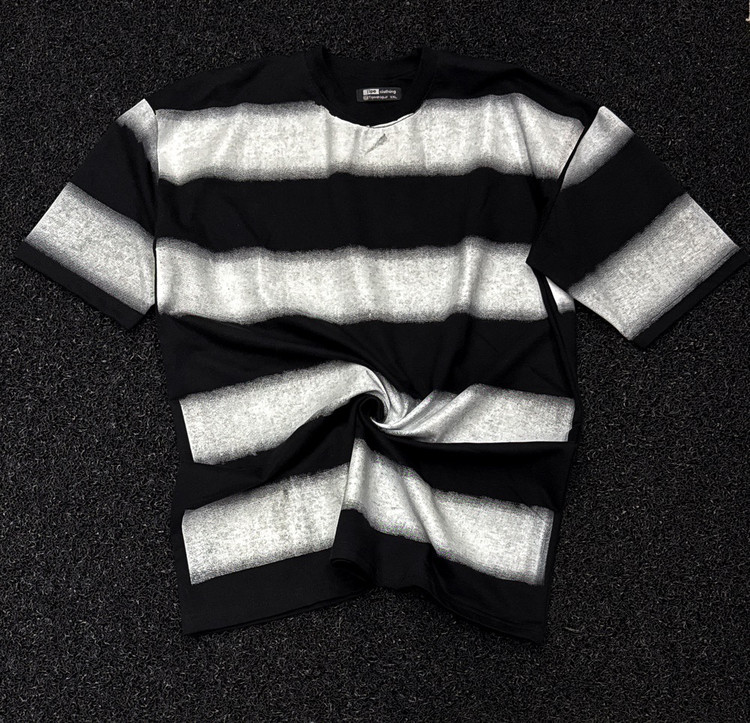 تیشرت تای دای رینگری طرح گرادیان مشکی به سفید - هنر مدرن رنگرزی