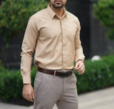 پیراهن آستین بلند کرمی مردانه پارچه ساتن کش شبرو پنبه | کپ اسلیم فیت