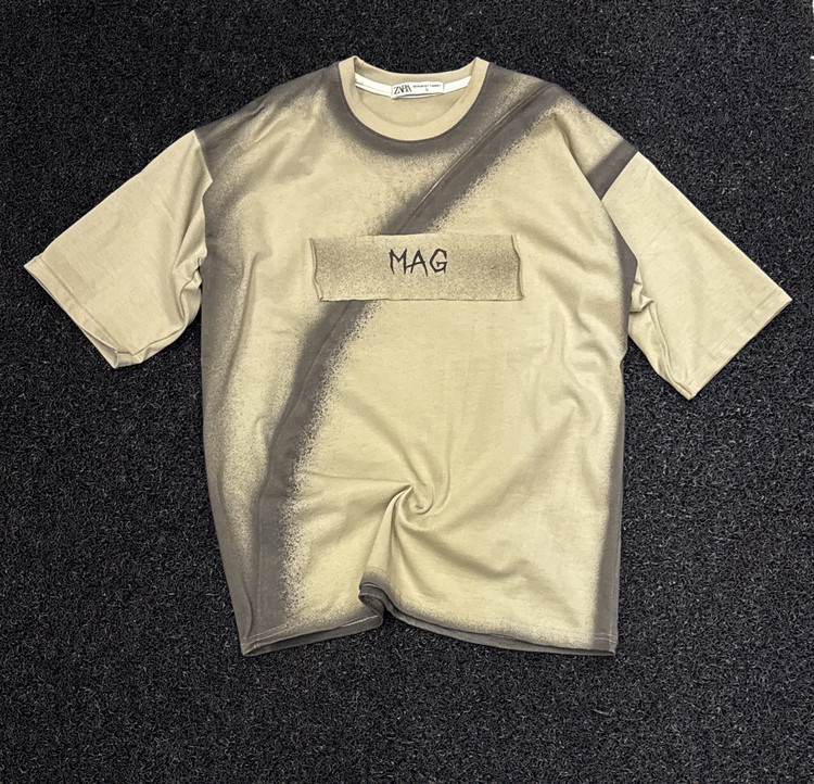 تیشرت پنبه ماکان MAG با افکت سایه و نور (Shadow Effect)