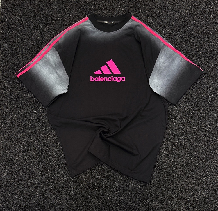 تیشرت پشت چاپ اورسایز Balenciaga × Adidas
