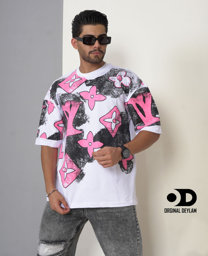 تیشرت لش باکسی سفید Louis Vuitton ⚜️ Monogram Spray Edition | هنر گرافیتی لوکس | پاریس 2025 ⚜️