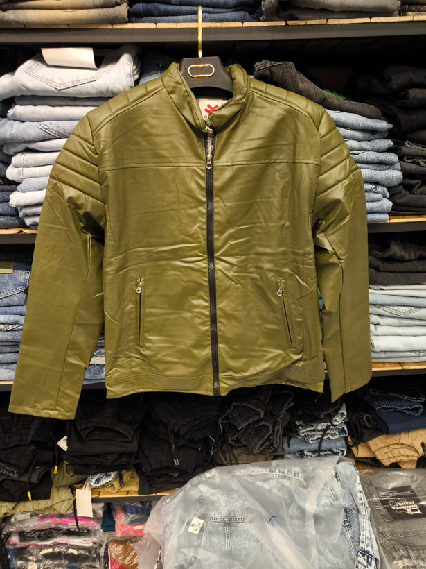 آف تک سایز | کت چرم سبز زیتونی شیک با آستر خز بره ای | کیفیت استثنایی| قیمت عالی