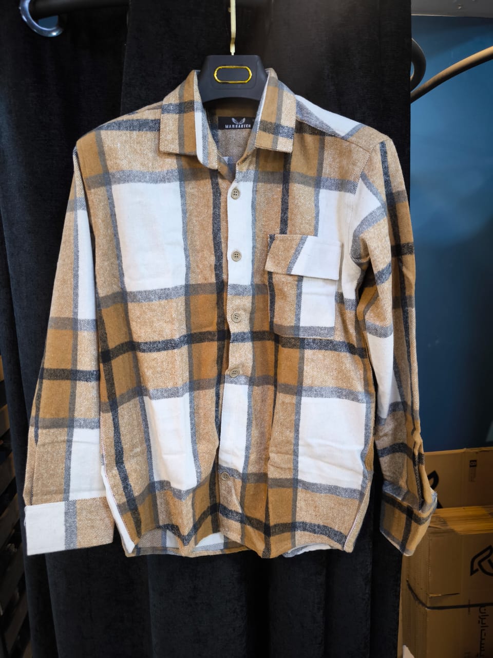 پیراهن پشمی چهارخونه با پارچه برس‌خورده و ترکیب رنگ خاص – کد ۸۹۱