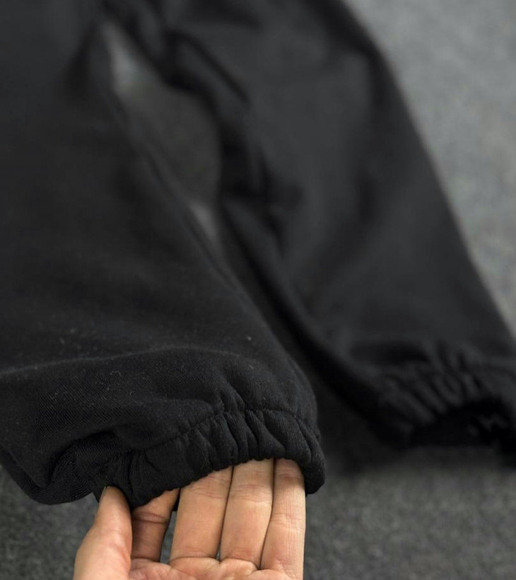 شلوار جاگر پارچه دورس گرم بالا مردانه رنگ مشکی شیک | اولد مانی