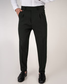 شلوار پارچه ای کمر انگلیسی پارچه مازراتی رنگ سبز فرمی فوقالعاده شیک