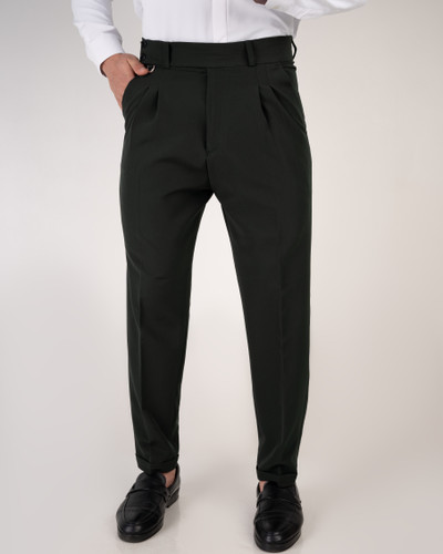 شلوار پارچه ای کمر انگلیسی پارچه مازراتی رنگ سبز فرمی فوقالعاده شیک