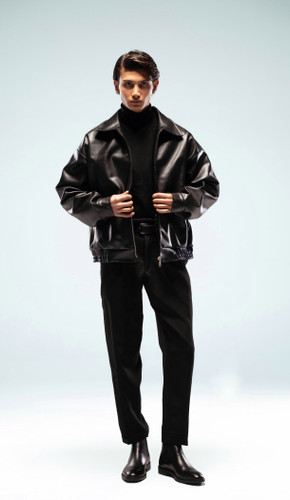 جکت چرم مشکی مات مدل باکسی لش | فوقالعاده شیک و با کیفیت ترند 2026 کد j2