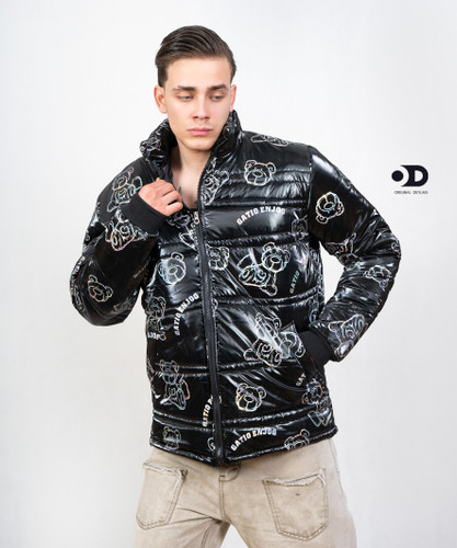 کاپشن پفکی باکسی مشکی اولد مانی با طراحی انتزاعی فوقالعاده خفن و مدرن ۲۰۲۶