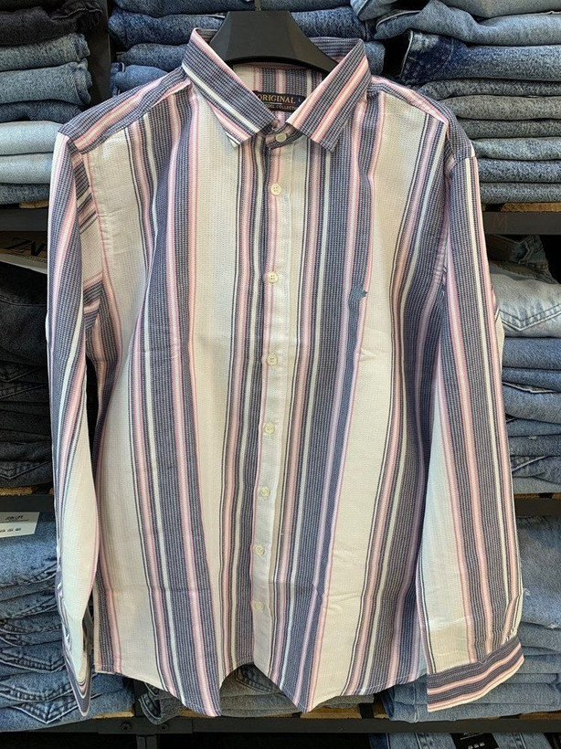 پیراهن استین بلند (طرح راهراه عمودی ملایم در تناژ بژ روشن و یاسی و صورتی)کدZ02