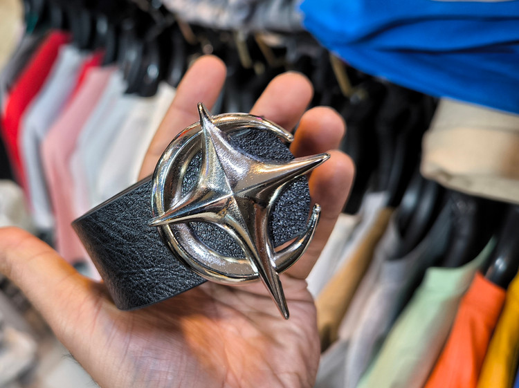 کمربند کروم هارتز اعلا سگک فلزی تسمه طرح چرم استایل بگ ۲۰۲۶ کد۲