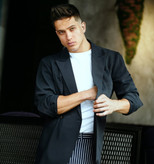 تیشرت سفید ساده مردانه