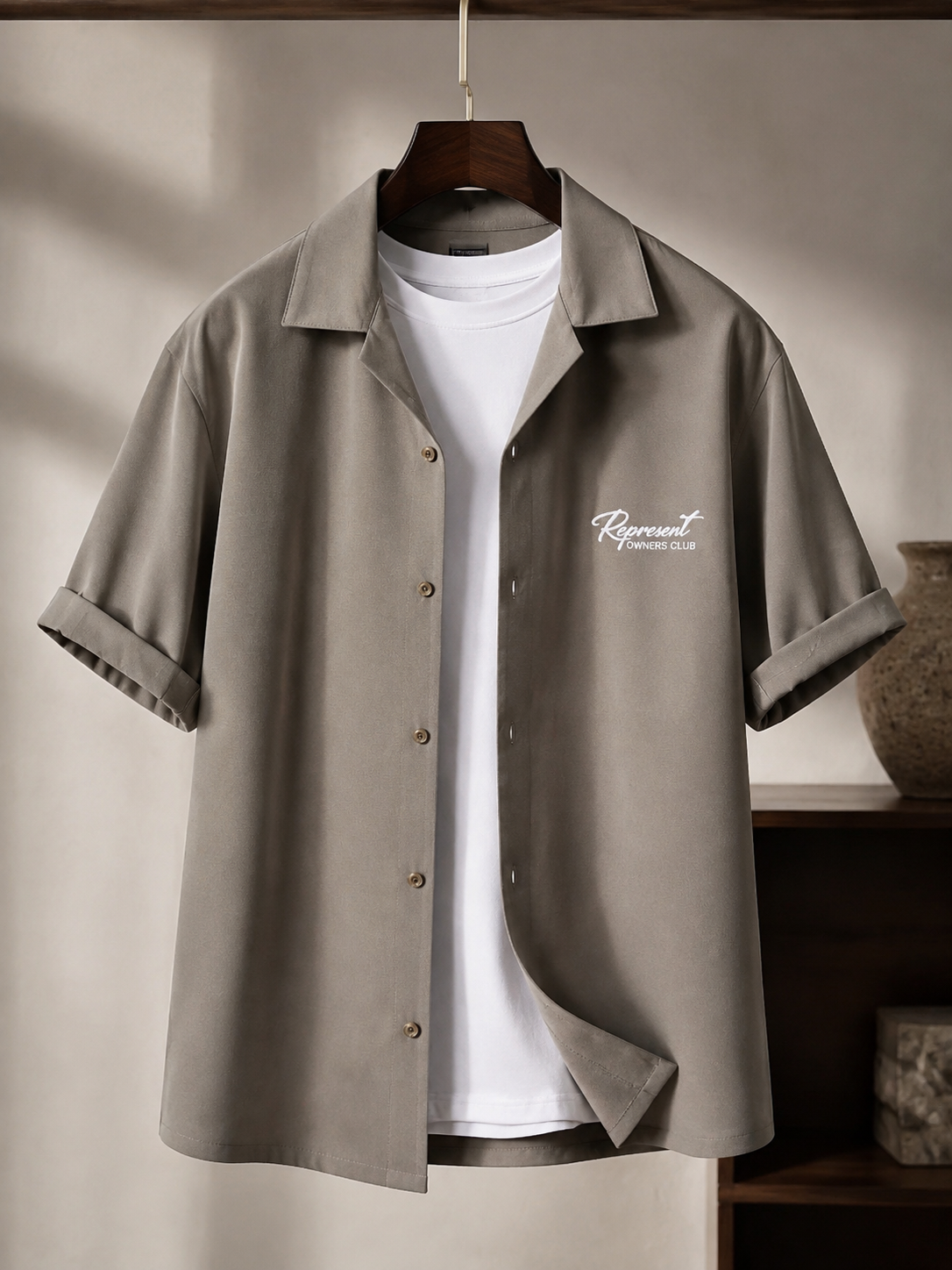 کراپ شرت آستین کوتاه فیلی نسکافه ای پارچه مازراتی طرح دار مینیمال / اورجینال دیلم