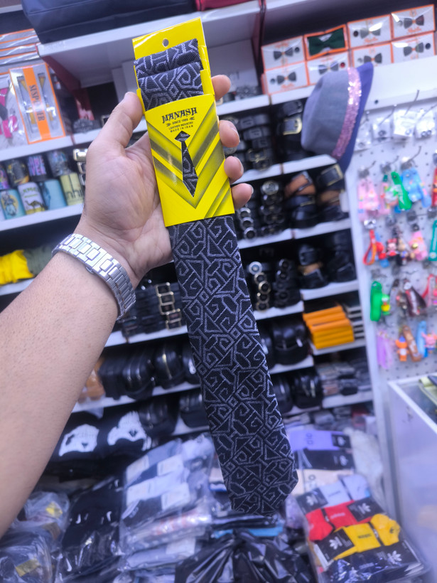 ست کراوات پوشت بوته جقه طوسی طراحی مینیمال شیک هندی کد ۲